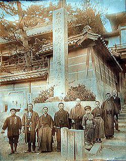 1910年（明治43年）信貴山玉蔵院石垣改修時